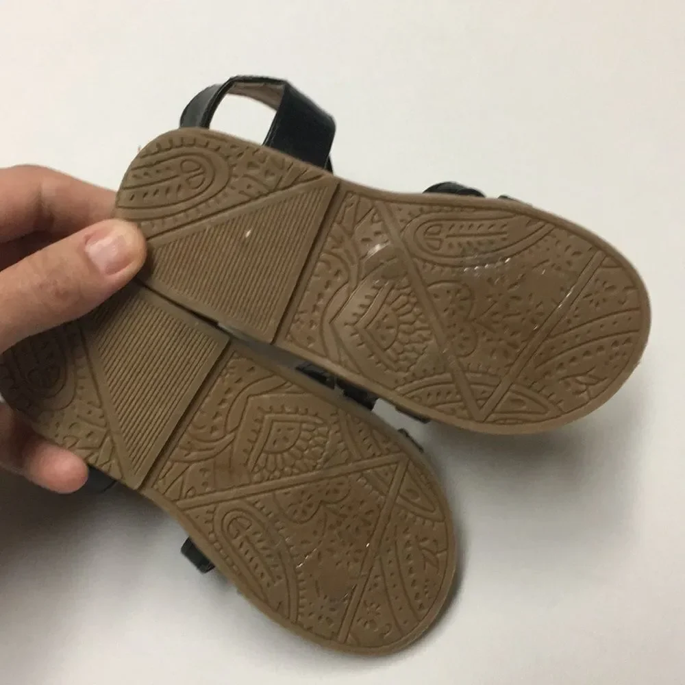 I ❤️ yokids sandals girls size 7